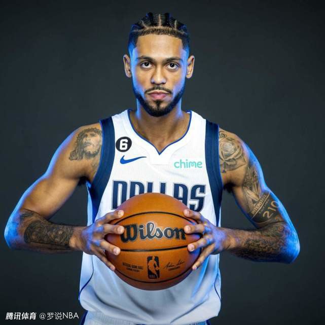 影片编剧周佳鹂曾表示：“历史的完整性不仅仅是宏大时刻，还有那些洪流之外的分支，从主线上掉落下来的细小段落，有着鲜活的能量，它们承载着普通士兵的青春、抉择、信仰与跋涉，那些或许是历史史册上的无名者，我们纪念他们